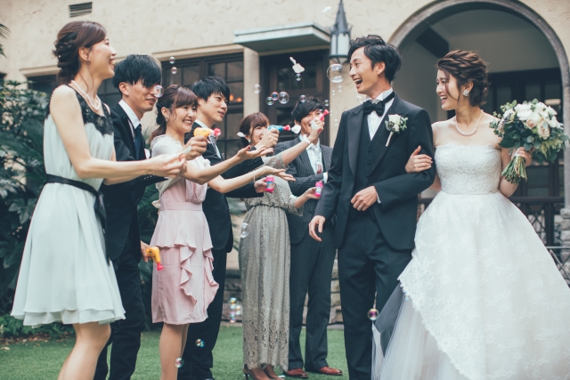 結婚式の知識|結婚相談所へ行く前にメインビジュアル